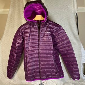 Women’s Eggplant Columbia Jacket with hood